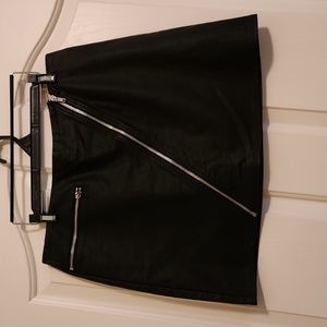 Kendall & Kylie faux leather skirt flat black new without tags